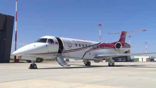 Uçak ambulans, bu sefer 13 günlük bir bebek ve iki genç hasta için havalandı