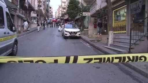 AK Parti’li Başkan Adayı Aziz Yeniay’ın seçim temasları sırasında silahlı saldırı: 1 yaralı