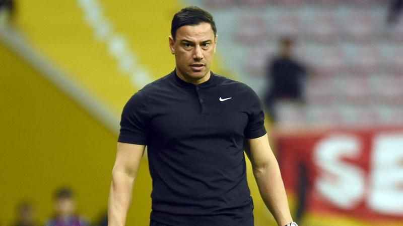 Başakşehir, Teknik Direktör Çağdaş Atan ile 2+1 yıllık sözleşme imzaladı