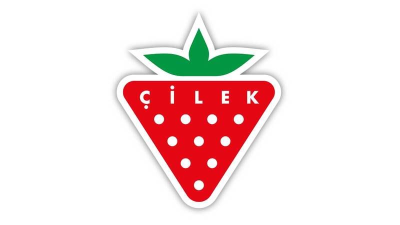 Çilek’in özgün tasarımları fuarda yoğun ilgi gördü 