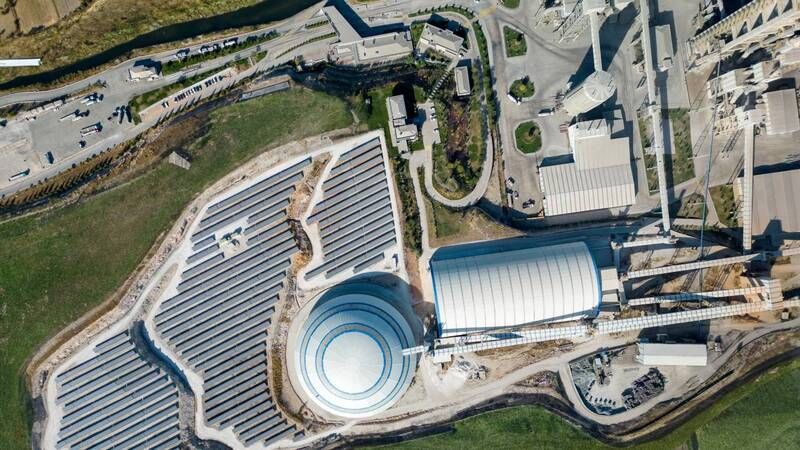 Çimsa yılın ilk çeyreğinde cirosunu geçen yıla göre yüzde 11 artırarak 5.324 milyon TL’ye çıkardı