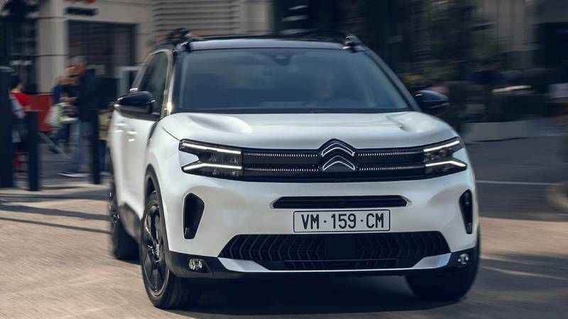 Citroen C5 Aircross’un yeni hibrit versiyonu, ë -series özel versiyonu ile beraber geliyor