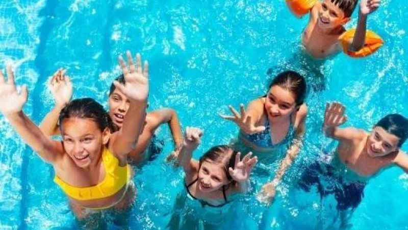 Havuz ve denizden bulaşan enfeksiyonlara dikkat!