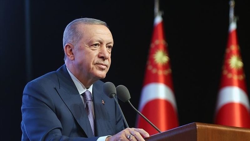 Cumhurbaşkanı Erdoğan'dan yeni yıl mesajı: Yeni yılda müjdeler vermeyi ümit ediyoruz Cumhurbaşkanı Erdoğan'dan yeni yıl mesajı: Yeni yılda müjdeler vermeyi ümit ediyoruz