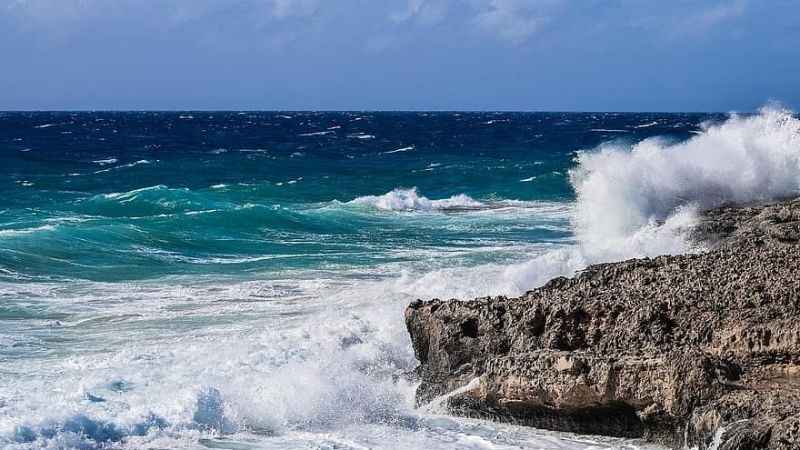 Arnavutköy'de hafta sonu denize girmek yasaklandı