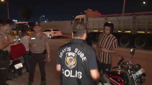 İstanbul genelinde motosiklet sürücülerine yönelik denetim gerçekleştirildi