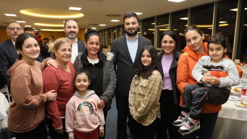 Kâğıthane Belediyesi iftar programında depremzedeleri ağırladı