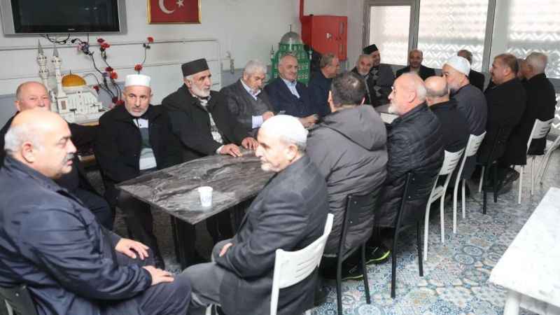 Derince'de sabah namazı buluşmaları sürüyor