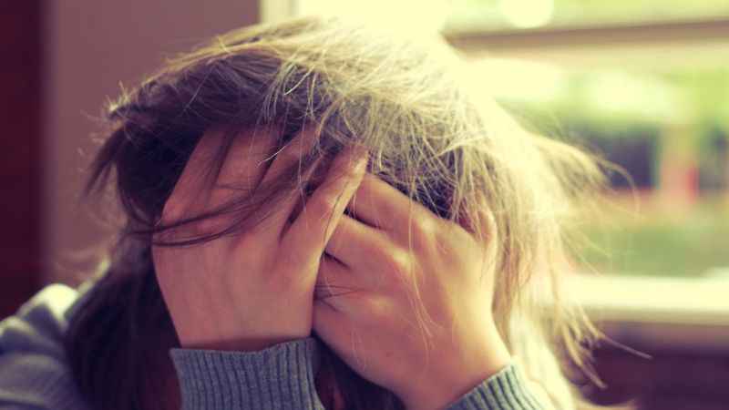 Aşırı stres kadınlarda bu hastalığı tetikliyor! 