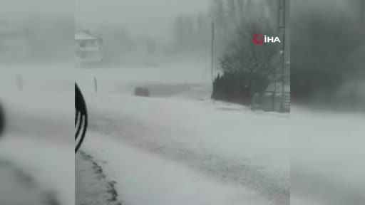 Ankara’nın köyleri beyaza büründü