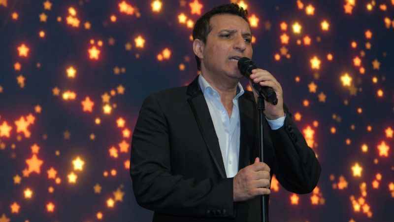 Rafet El Roman'dan eski eşine ağır darbe