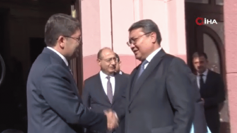 Bakan Tunç, mevkidaşlarıyla ikili görüşme gerçekleştirdi