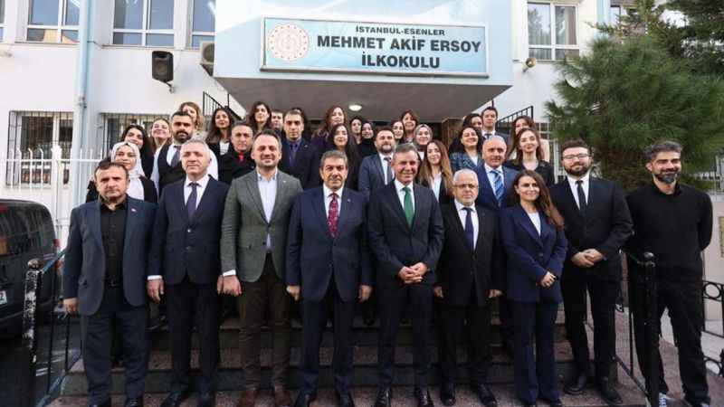 Esenler'de çocukların karne sevinci ikiye katlandı