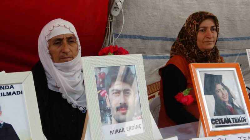 Evlat nöbetindeki aileler, HDP’lilerin kendi çocuklarını dağa götürmeleri çağrısında bulundu