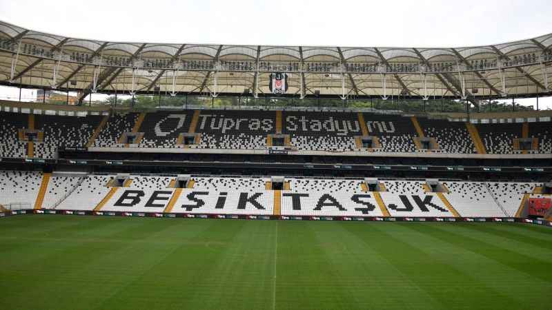 Beşiktaş'a 'bazı tribün bloklarının bloke edilmesi' cezası