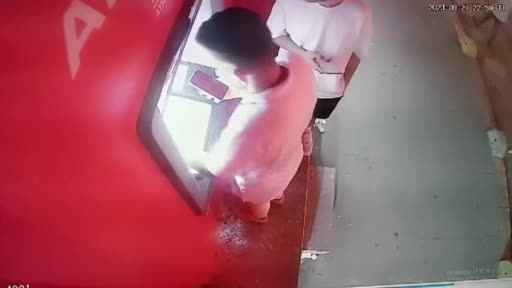 Bankamatikten 33 adet sahte 100 dolar çıktı 