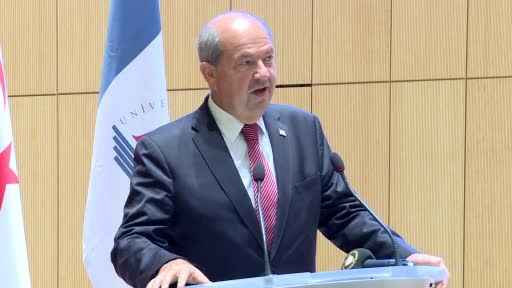 KKTC Cumhurbaşkanı Tatar, Bakü'de öğrencilerle bir araya geldi