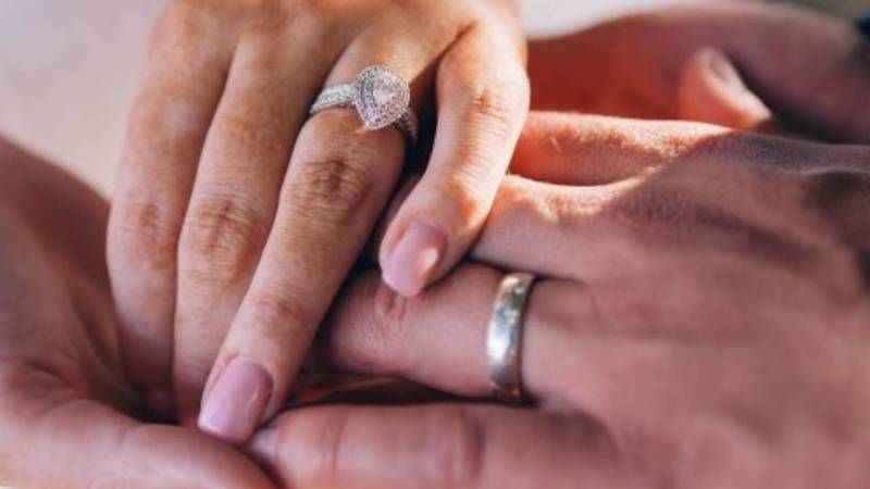 FAİZSİZ EVLİLİK KREDİSİ GELDİ! Evlilik kredisi ne kadar? Faizsiz evlilik kredisi kaç lira? Evlilik kredisi kaç ayda ödecenecek?