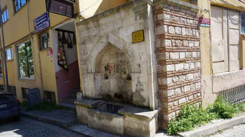 Tarihi Kapı Ağası Çeşmesi suyla buluştu