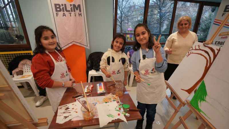 Bilim Fatih Atölyesi'nde anne ve çocuklar buluştu