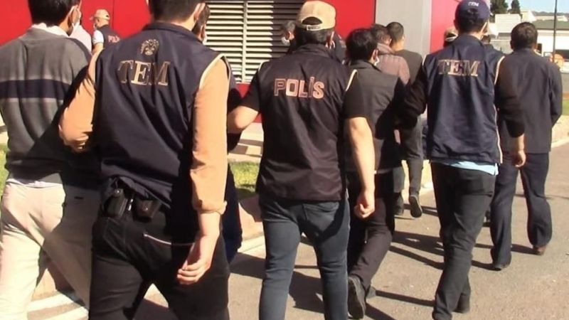 Sınav sorularını çaldığı tespit edilen 24 FETÖ mensubuna gözaltı kararı