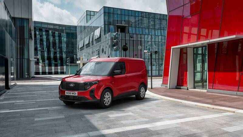 Ford Otosan, yeni nesil Ford Courier'nin seri üretimine Romanya'da başlıyor