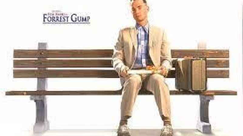 Hangisi bir bank üzerinde bütün hayatını anlatan 1994 yapımı 6 Oscarlı filmin kahramanıdır?