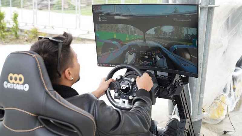 Bu sefer renkli görüntülerin adresi Kırlangıç festıvali oldu