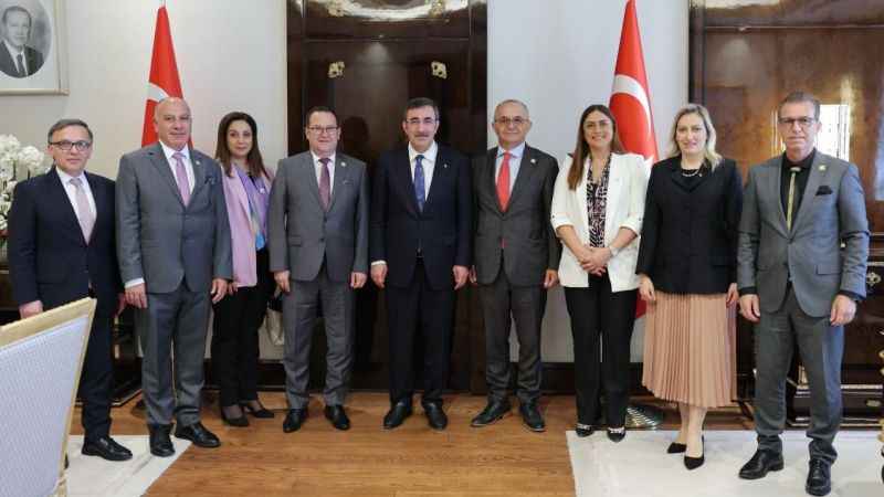 Cumhurbaşkanı Yardımcısı Yılmaz, KKTC Ticaret Odası heyetini kabul etti