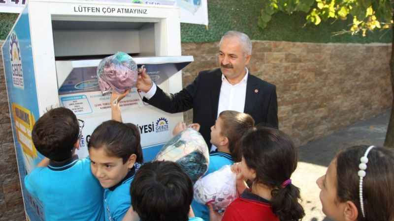 Gebze'de atıklar ekonomik değere dönüşüyor