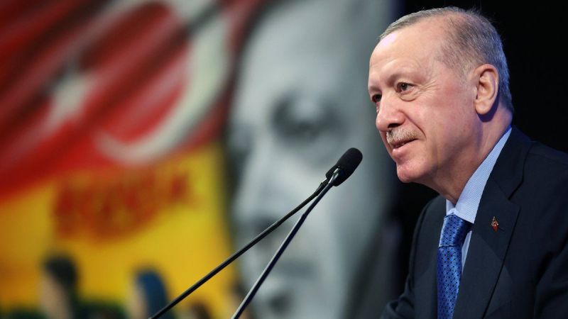 Cumhurbaşkanı Erdoğan: "Dünden beri AK Parti ailesinin yeni üyelerine saldıranlara ‘hadi oradan’ diyorum"