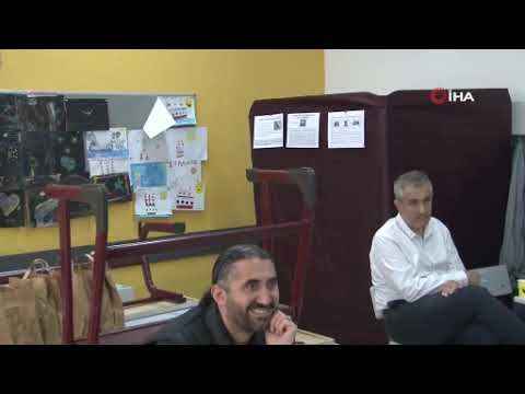 Ünlü oyuncu Kıvanç Tatlıtuğ oyunu kullandı