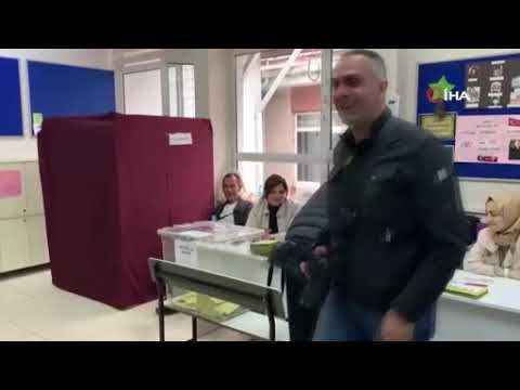 Ünlü oyuncu Demet Akbağ oyunu Beşiktaş'ta kullandı