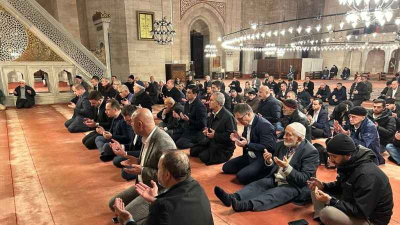 İBB'den şehitler için mevlit programı