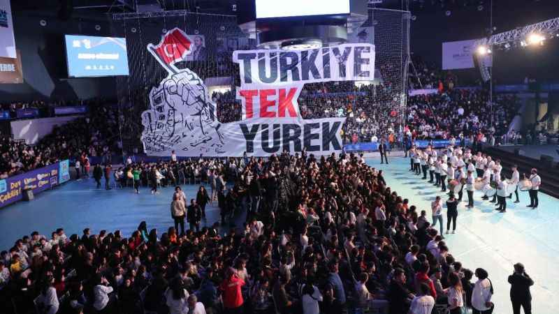 İstanbul Gençlik Oyunları’nda final şöleni