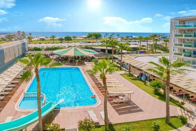 Gazipaşa Grand Akça Hotel yaz sezonunu açıyor