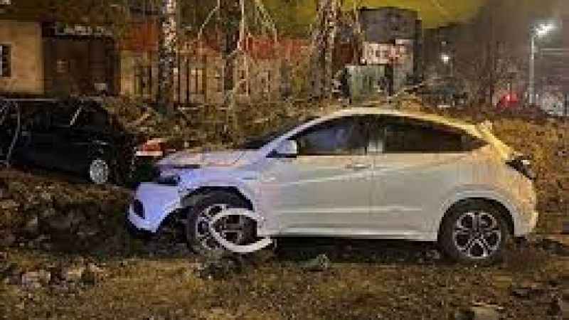 KENDİ ÜLKESİNİ BOMBALADI!!