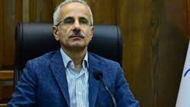Bakan Uraloğlu: "(İsrail’e havayolu seferlerinin durdurulması) Şartlar netleştiği zaman biz de yeni bir karar alacağız"