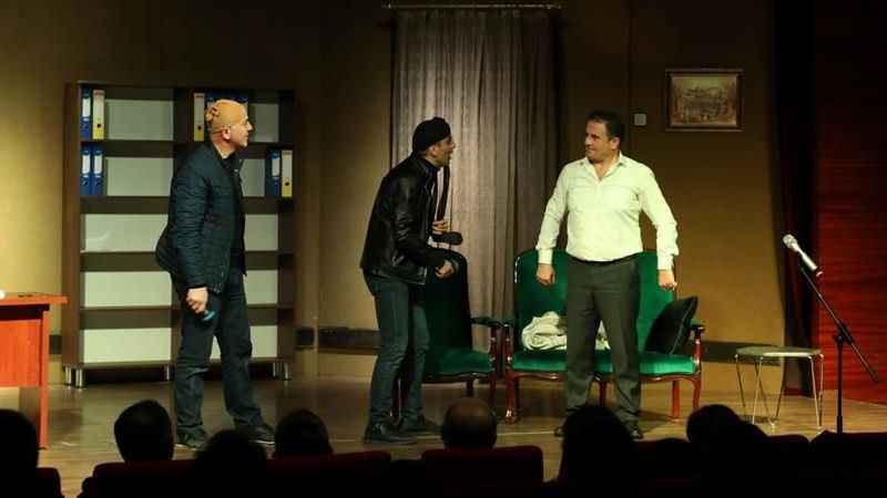 İnegöl Şehir Tiyatrosu, 'En Büyük Haber'i sahneledi