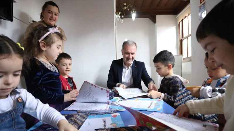 Başkan Taban, miniklerin karnelerini dağıttı