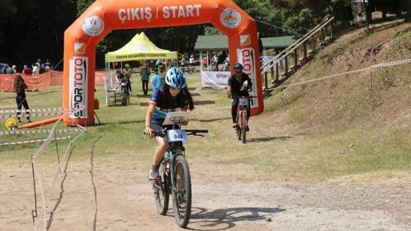 İnegöl Belediyespor geleceğin şampiyonlarına yatırım yapıyor