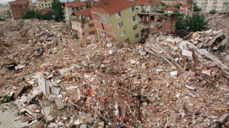 İstanbul depremi için 7 büyüklüğünü işaret etti: 7 il ile 50 ilçenin adını verdi