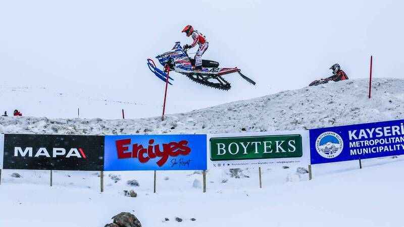 Kar kaplanları İstikbal SNX Türkiye ile Erciyes’teydi