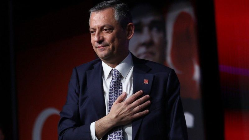 Özgür Özel, yeniden CHP Genel Başkanı seçildi