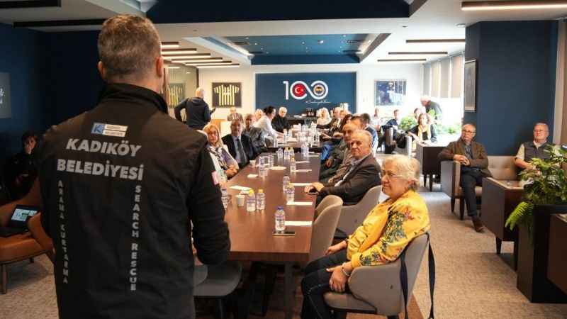 Kadıköy Belediyesi'nden Fenerbahçe'ye Özel Afet Eğitimi