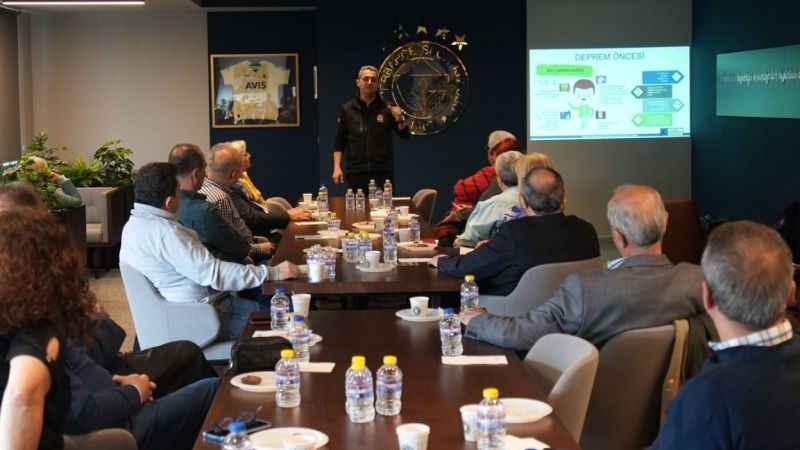 Kadıköy Belediyesi'nden Fenerbahçe'ye Özel Afet Eğitimi