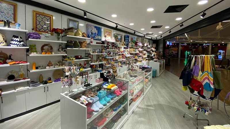 Kağıthane Belediyesi'nin Maharetli Eller Çarşısı yeni mekanında