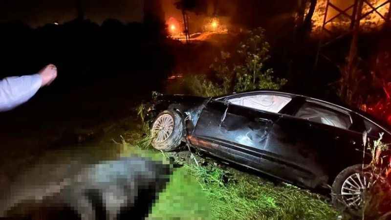 Afyonkarahisar'daki kazada AK Parti milletvekili Nahit Yenişehirlioğlu ve oğlu yaralandı