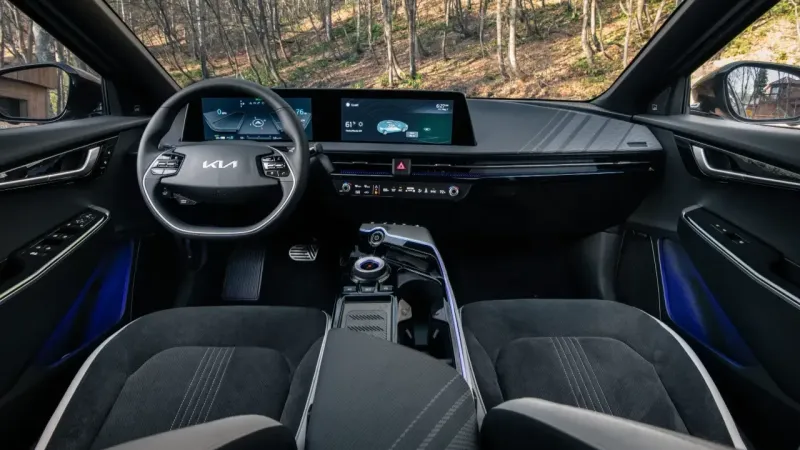 Kia’nın iki yeni modeli görücüye çıktı