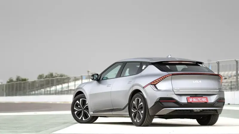 Kia’nın iki yeni modeli görücüye çıktı